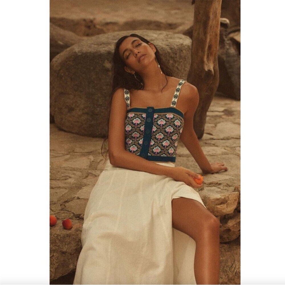 Maeve x‎ Anthropologie cropped sweater tank Medium - Picture 2 of 8